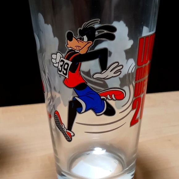Walt Disney World - 3 Marathon Commemorative Pint Glasses - Picture 7 of 8